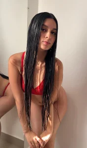 _NatachaDiaz_ Body red Pic 2