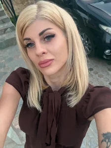 Public od m_datebayo  snímek
