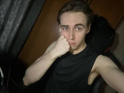 WilliamDyson Public 사진