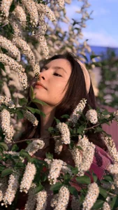 TealTeatime Do you like the flowers smell? Pic 2