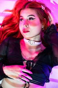 DahliaGrey Lights 💜 Pic 3