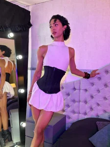 MilanDuval Sexy selfies Foto 2