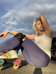 Dina-Light's MY rOLLERS Sex Photo 4
