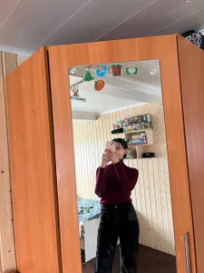 FlorentinaPinson Public Pic 4