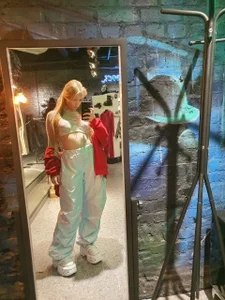 piff_pawgirlPublic Bild 4