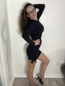 RedHotRachael Sexy Black Dress Immagine 