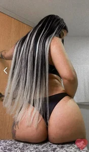 sexykarol94 Public  2টি ছবি