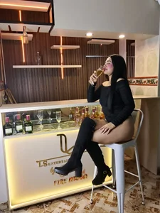 Lucia_24xのdivinaの 2枚の写真