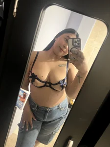 NairaBlackmont_ ✨🌸 รูป  3