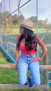 destinne_mill_ kullanıcısının I want to be in your bed albümü -  3 fotoğraf