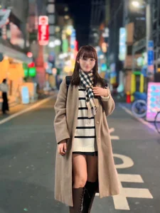 Men-esthe-Live Public Pic 5