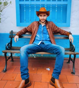 Mike_0012This cowboy wants you to ride him 🤠🥵图片 2
