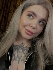 Public de AidraLegend Foto 3