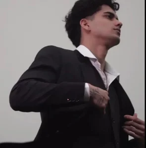 HotPrism439 Aryan🌊 Foto