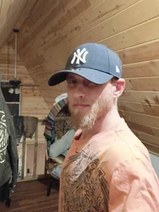 plussur Public টি ছবি