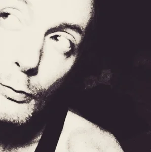 Emichael1983 Me 3  2. fénykép