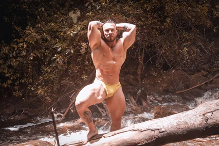 LOGAN_WHITTERS01 Public  4. fénykép