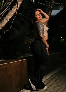 juana_valkiria“claim invisible territories.” 😈 Bild 9