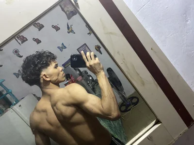 Yo de Kaneki_3  2 Imagens