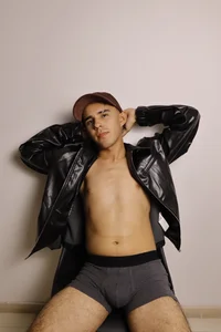 Lian_Brown Public Foto 3