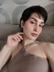 Adeline_Perle Public Pic 6