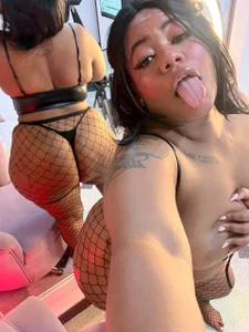 rachell_queen_ BBW GIRL🖤 টি ছবি