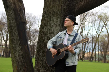 Public od ETHAN_MOORE  3 snímek