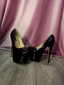 Hennessy_XO My high heels colection Pic 8