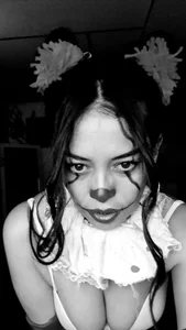 xinamora the moment Pic 3