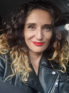 Addictive2PleasureのPublic2の枚の写真