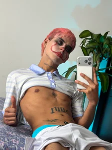 lukasstrong_のClown 🤡 hit 🔥の 4枚の写真