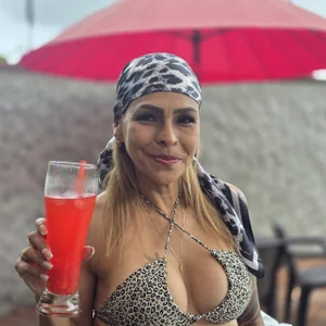 yessila_parker a cool afternoon Pic 2