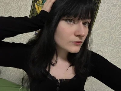 SophiBrown: Public ( 9 фото)