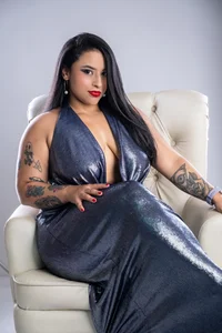 EmmaWalkerr_ Silver Immagine  4