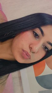 💋💖 de Gabriela_meow  2 Imagens