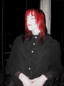 red vampire de cynro  4 Imagens