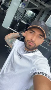 Dante_Blade Public Pic 2