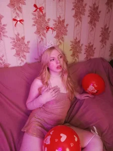 Cutie_Bambi kullanıcısının Lovely princess 🩷 albümü -  5 fotoğraf