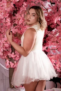 TomLondon_ “I don’t promise calm… I promise fire.”  4টি ছবি