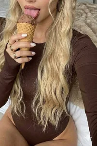 Margohotty1 feet i love slika