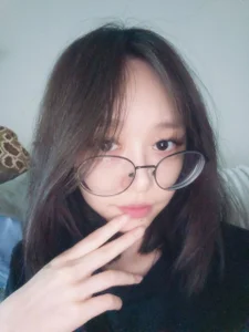 Lilian_Harrell Who is this cutie? 사진 6