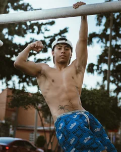 Troy_dalton I Love To Exercise Pic 8