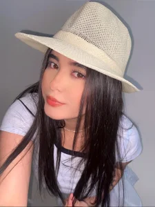 Liana_Bernocchi 🍒✨ Bilde 4