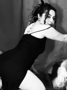 celeste_blue69のgirl passionate about you 😈の枚の写真