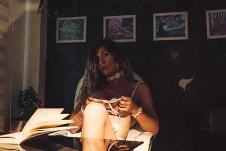 AmbarJacksonn_ your sexy secretary Pic 3