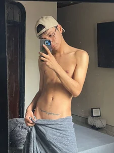 logan_willyams_ hi i am andres Pic