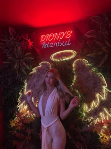 Martina_Isseee your little angel🪽 Kuva