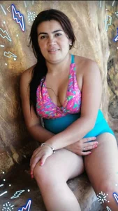 naughty-sharlot Public Pic 3