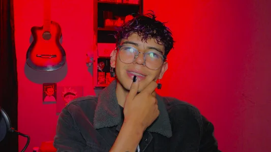 MikeyKuro RED Immagine 