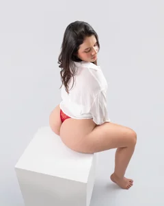 Julieth_hot-69の🫦👄の 3枚の写真